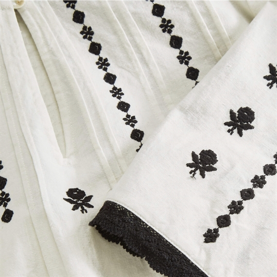 Skall Studio Freya Kjole, Silenced White/Black